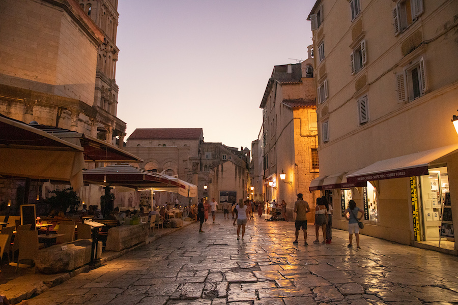 Exploring Split's Old Town Your Guide to Croatia's Roman City (2024)