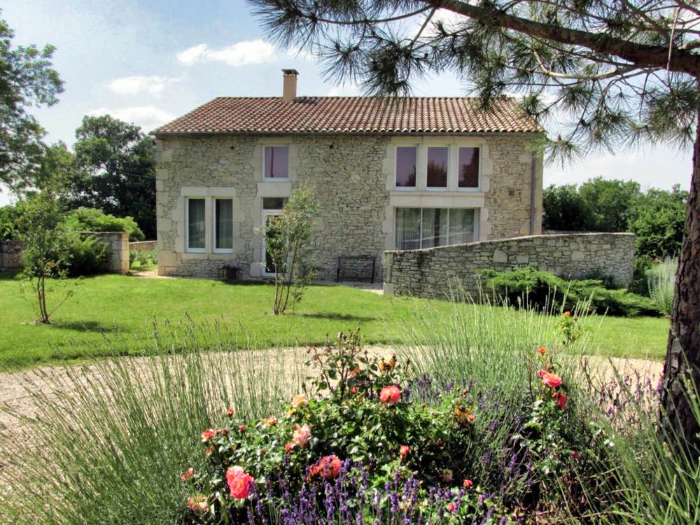 Rénovation d'une vieille grange en Dordogne Justine Joseph Architecte