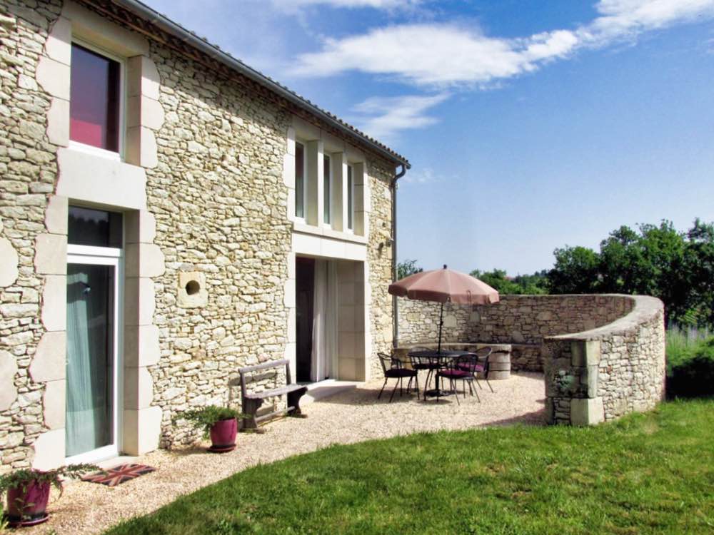 Rénovation d'une vieille grange en Dordogne Justine Joseph Architecte