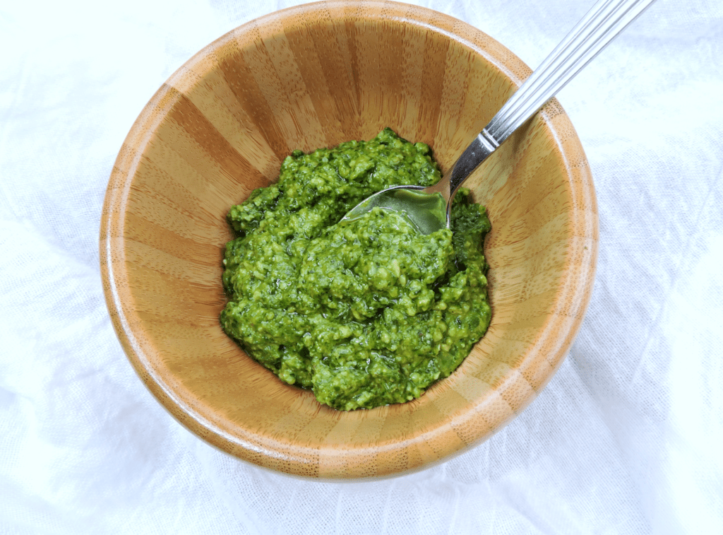 DairyFree Spinach Pesto Paleo, Whole30 Just Jessie B