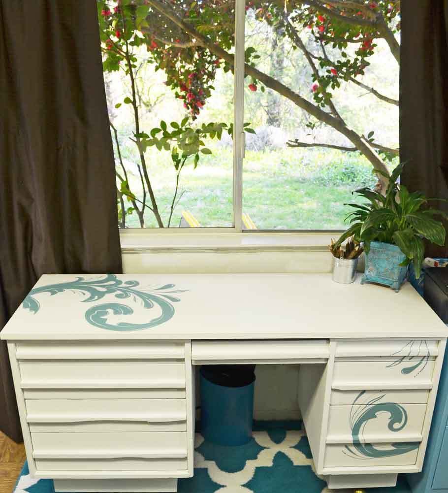 Painted Desk with Chalk Paint® Just Paint It Blog