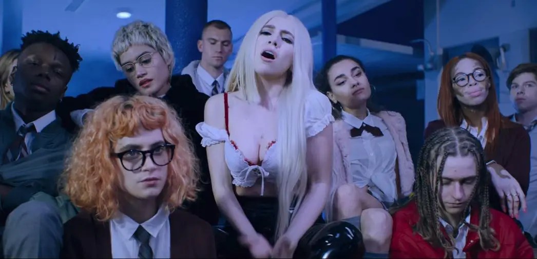 Ava Max Stands Up For Misfits In So Am I Single And Video Lyrics Review Justrandomthings