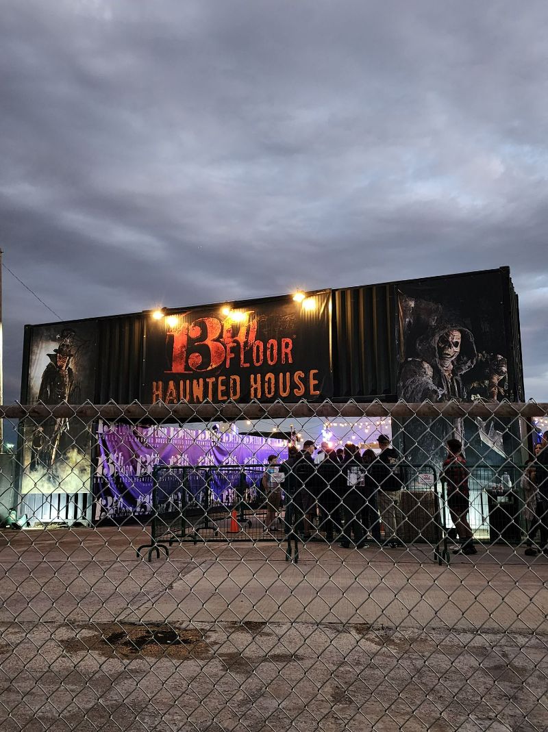 Top 5 haunted houses & hauntedhousestyle attractions in the Denver(03)