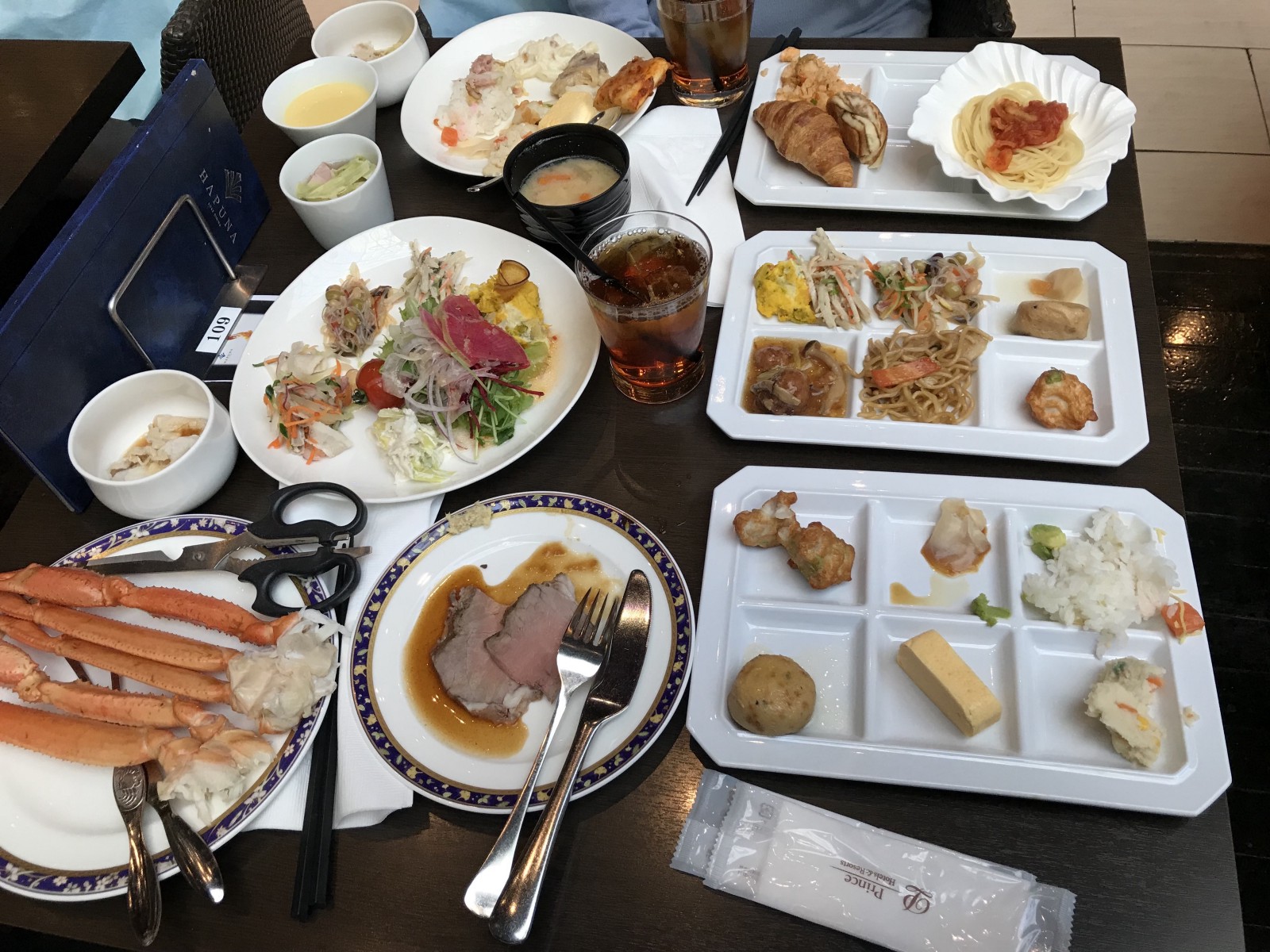 LUXE DINING HAPUNA Best Buffet Restaurant in Tokyo! Japan  Magazine