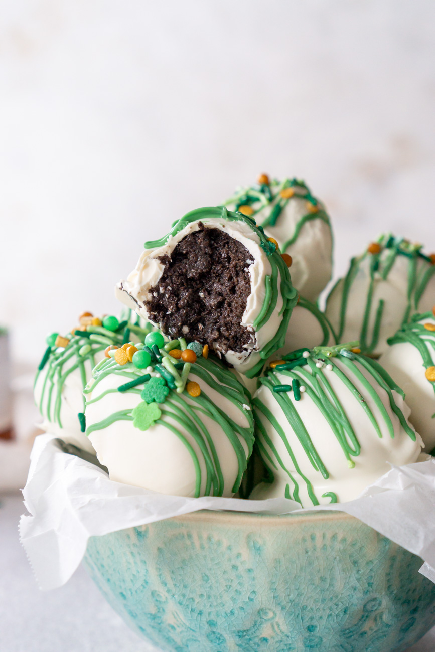 St. Patrick's Day Mint Oreo Cookie Balls