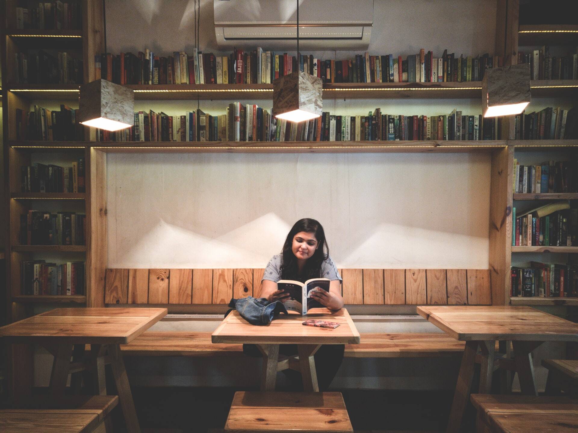 Mustread books for Middle School students K12 School