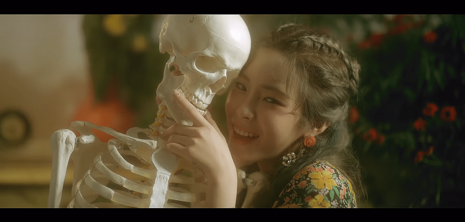 Heize dévoile le MV de « We don’t talk together (feat