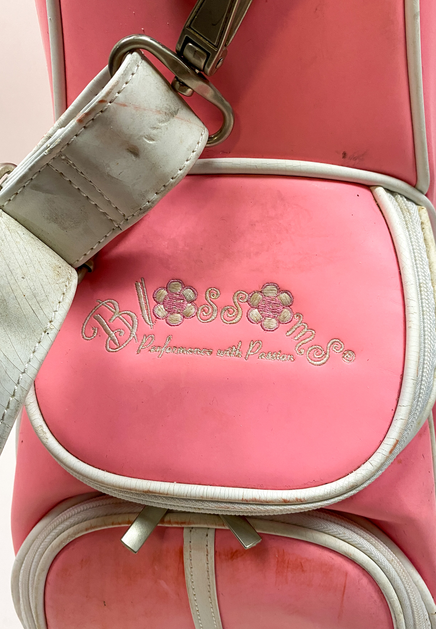 Blossoms Performance with Passion Cart Carry Golf Bag Pink w/ Strap