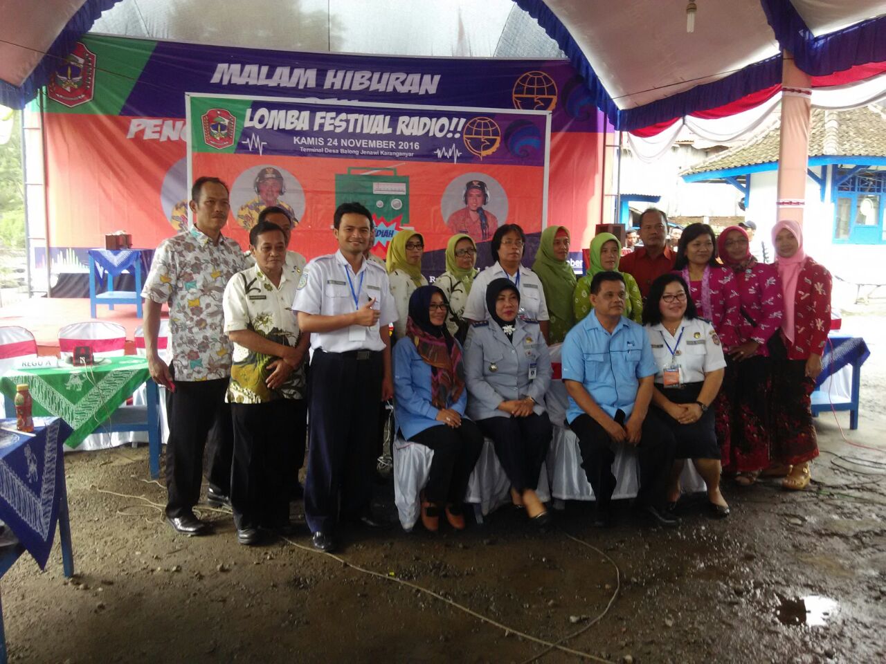 Lomba Radio: Hujan Deras Seharian Mewarnai Lomba Radio di Jenawi | Portal  Informasi dan Dakwah Kabupaten Karanganyar