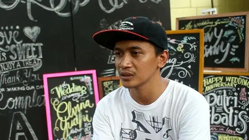 Seni Lukis Kapur Dari Gunungkidul Merambah Ke Luar Pulau Kh