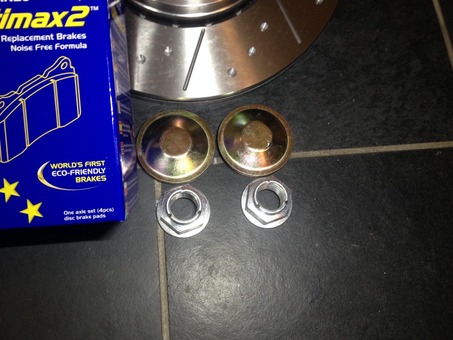 Renault Trafic 1.9/2/2.5 Grooved Brake Discs & EBC UltiMAX Pads, Fnt