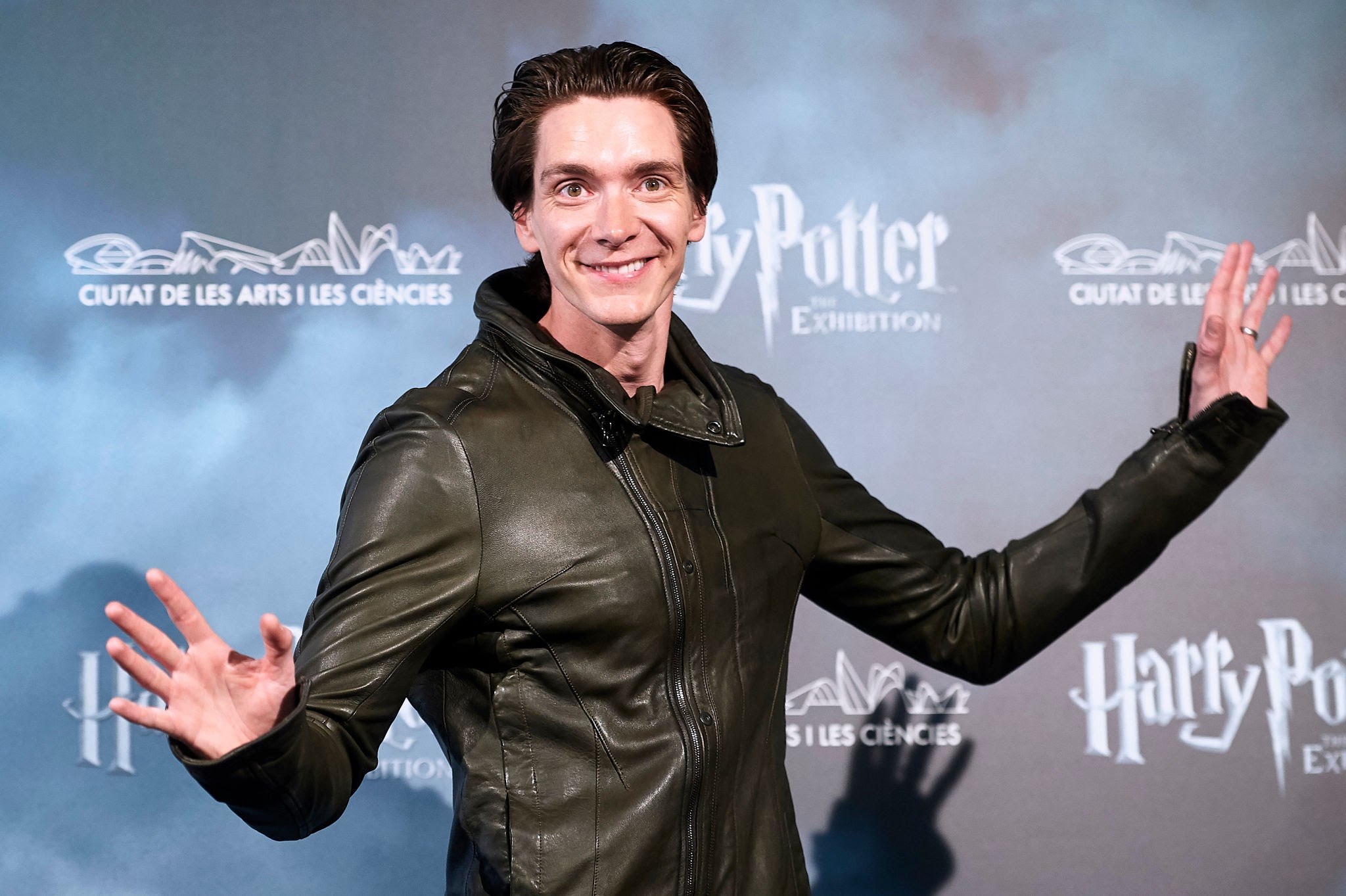 James Phelps Siblings All About Oliver Martyn John Phelps Kahawatungu