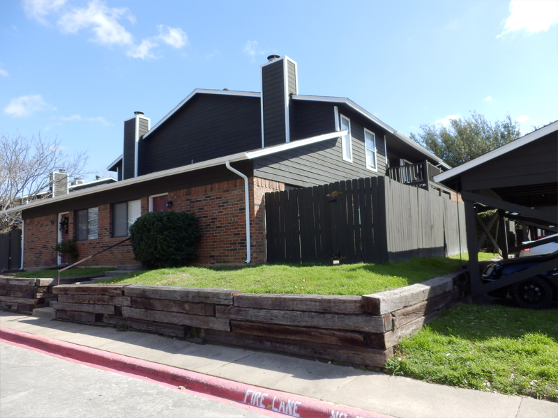 Millview Drive, Arlington, TX 海外・国内不動産 －RESTAGEー