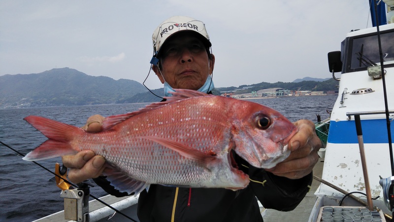 2021 5月 ≫ 広島の遊漁船海斗の釣り日記