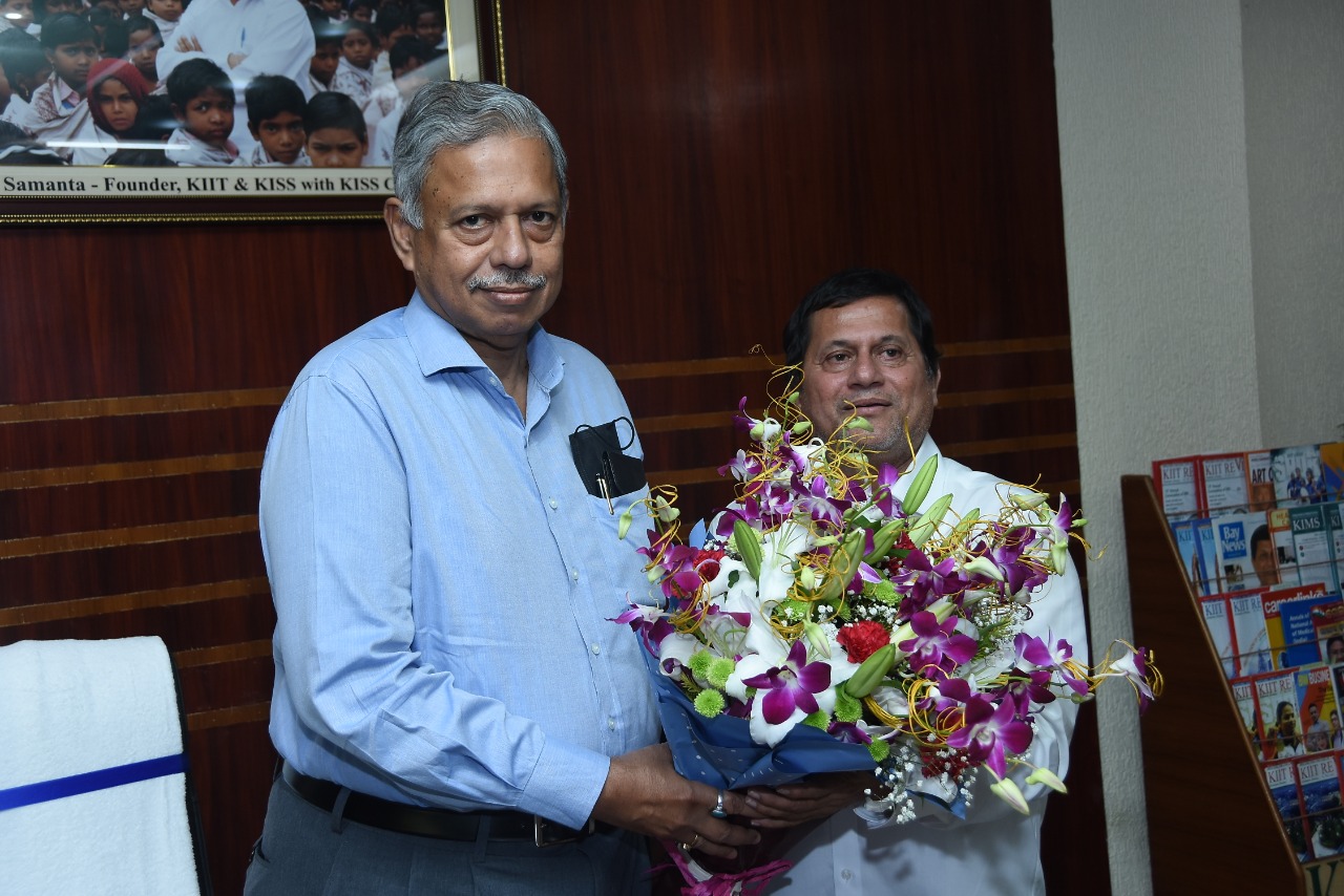 Ashok Kumar Parija Takes over as KIITDU’s Chancellor