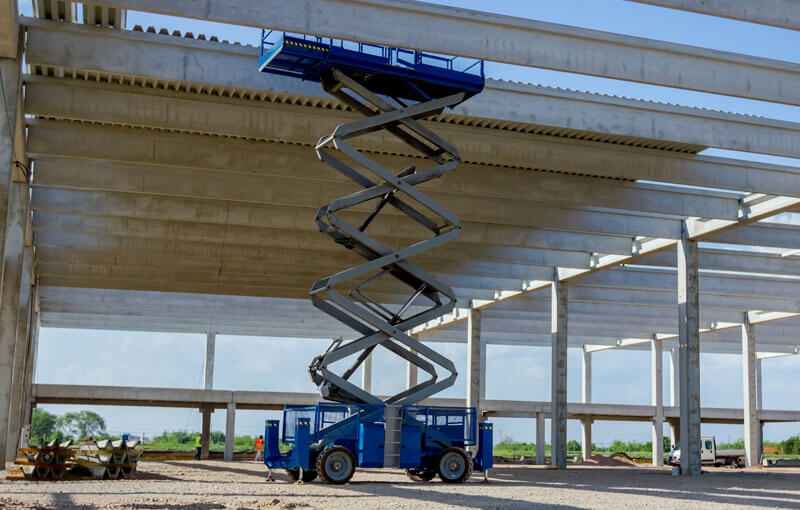 Do I need a harness when operating an EWP (Scissor Lift)? Kallibr