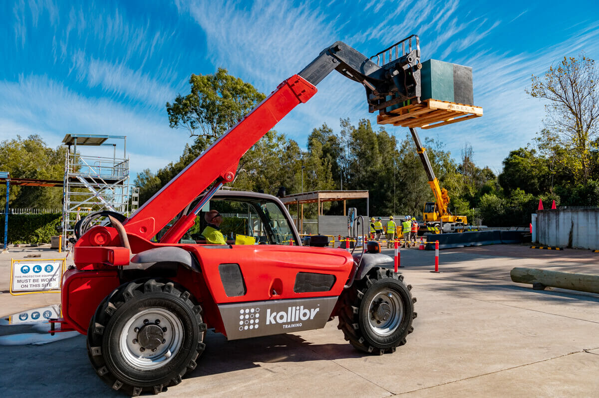 Telehandler Course (RIIHAN309F) Kallibr Training