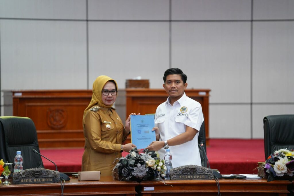 Andi Faiz Pimpin Raker Jawaban Walikota Atas Pandangan Umum Fraksi