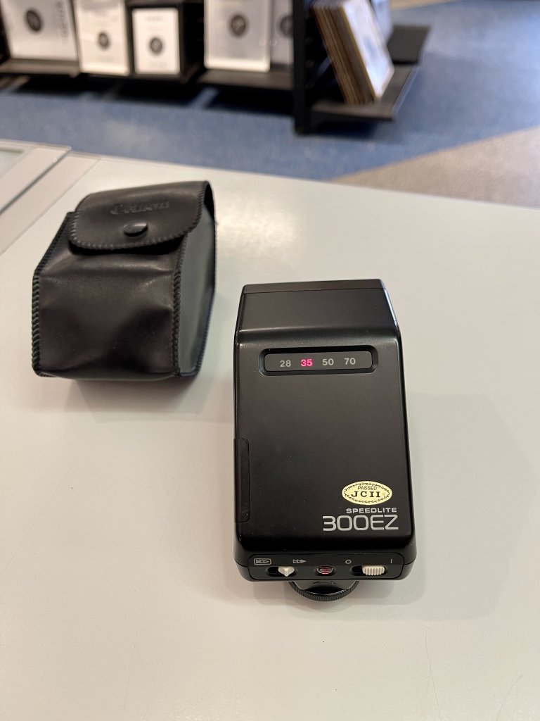 Begagnad Canon 300EZ Speedlite