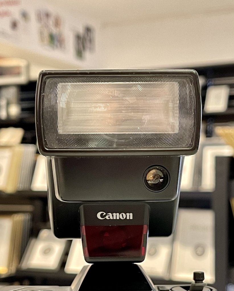 Begagnad Canon 300EZ Speedlite