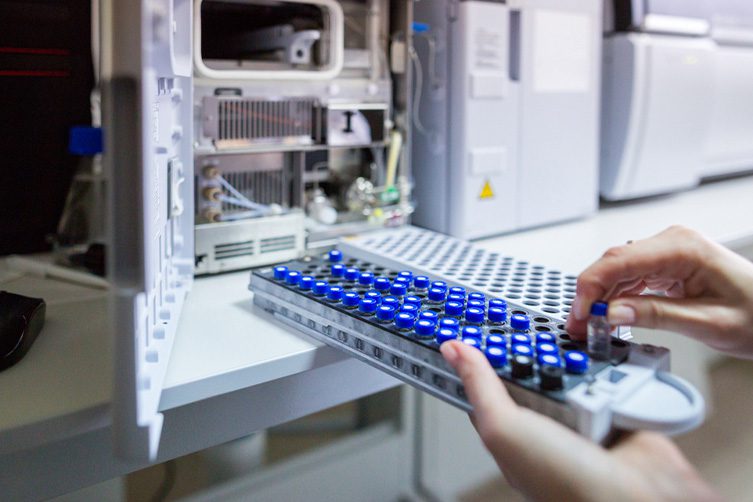 DM GRADE WATER/ REAGENT GRADE WATER kamgo