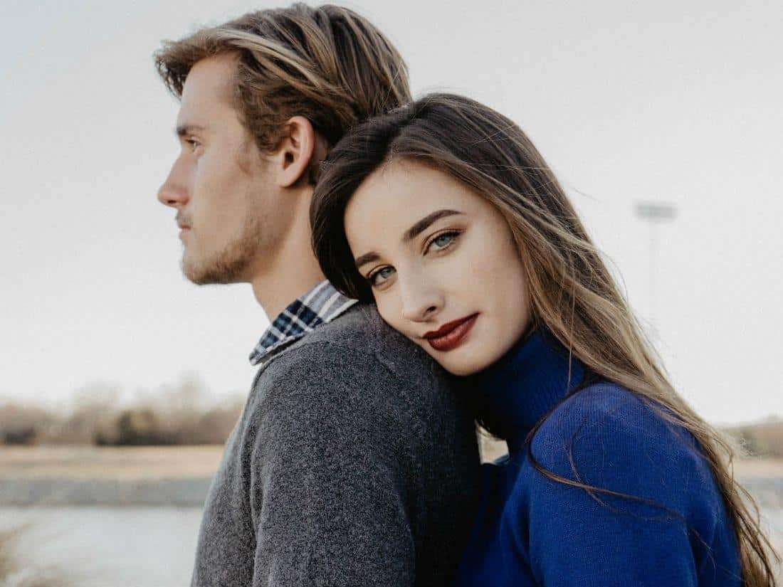 Perhatikan! Ini 10 CiriCiri Wanita Capricorn Jatuh Cinta