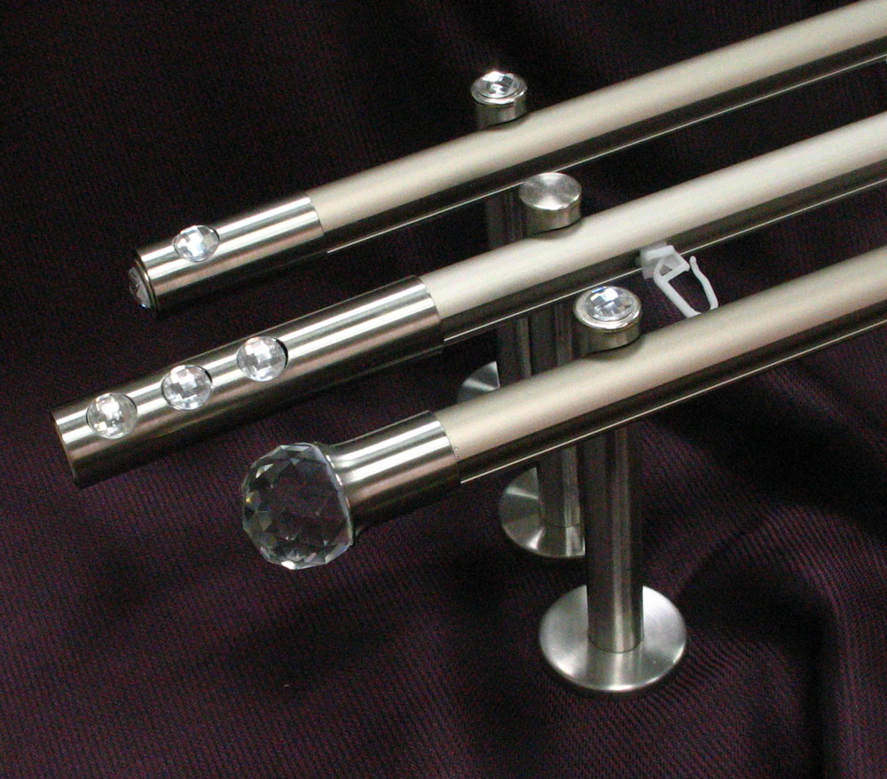 ALUMINUM CURTAIN RODS WITH STAINLESS STEEL ACCESSORY КАНЕДИ
