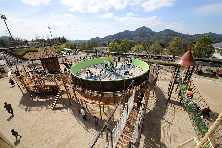 廿日市市にある佐伯総合スポーツ公園で大型遊具の利用はじまる｜広島観光情報総合サイト 旅やか広島