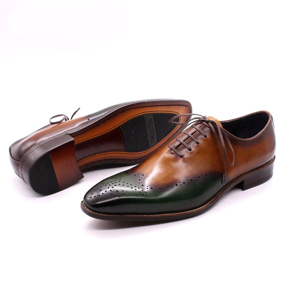 Classic Wingtip Oxfords Shoes
