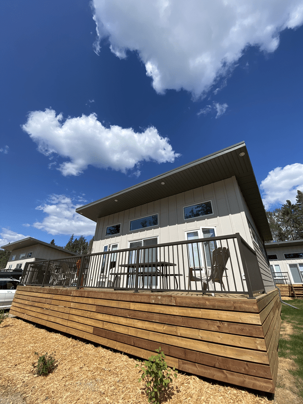 Cottage Vacation Rentals Waskesiu Lake SK Kapaswin Bungalows