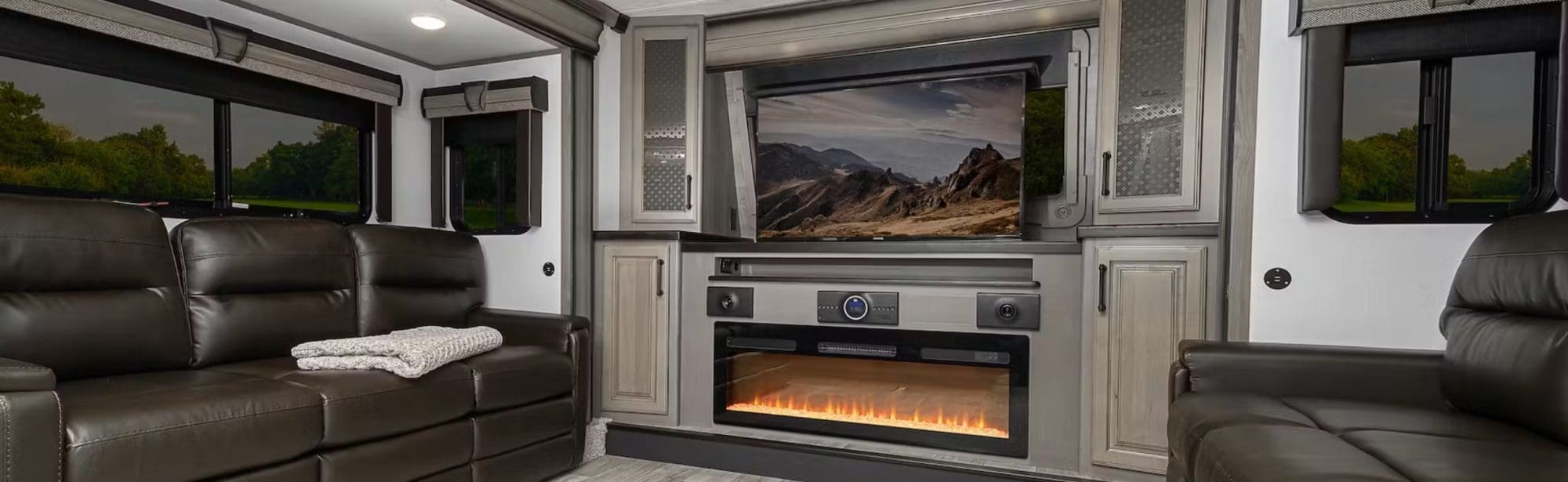 Upgrade Your RV’s Entertainment Center Kapuskasing RV