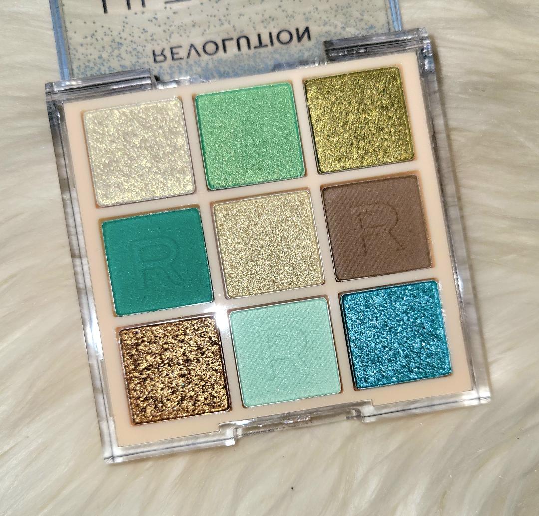 Makeup Revolution Ultimate Lights Feathered Jewels Eyeshadow Palette