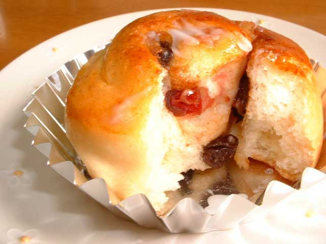 菓子パンは体に悪いのか？菓子パンの危険な添加物の正体は？ 健康のための情報と身体にいい食品｜カラダスタイル