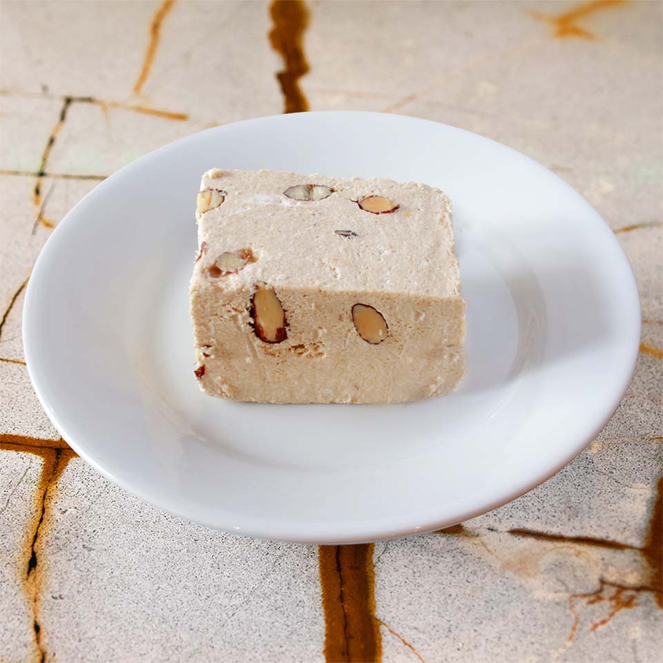 Halva Karam Restaurant and Bar