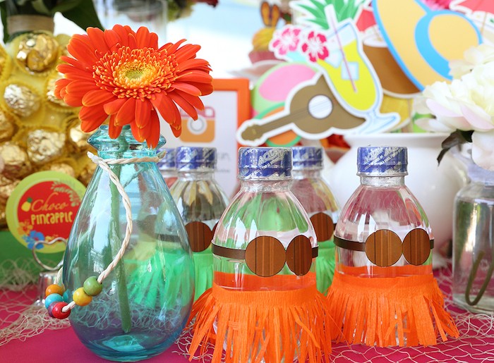 Kara's Party Ideas » Hawaiian Luau baby shower via Kara’s Party Ideas