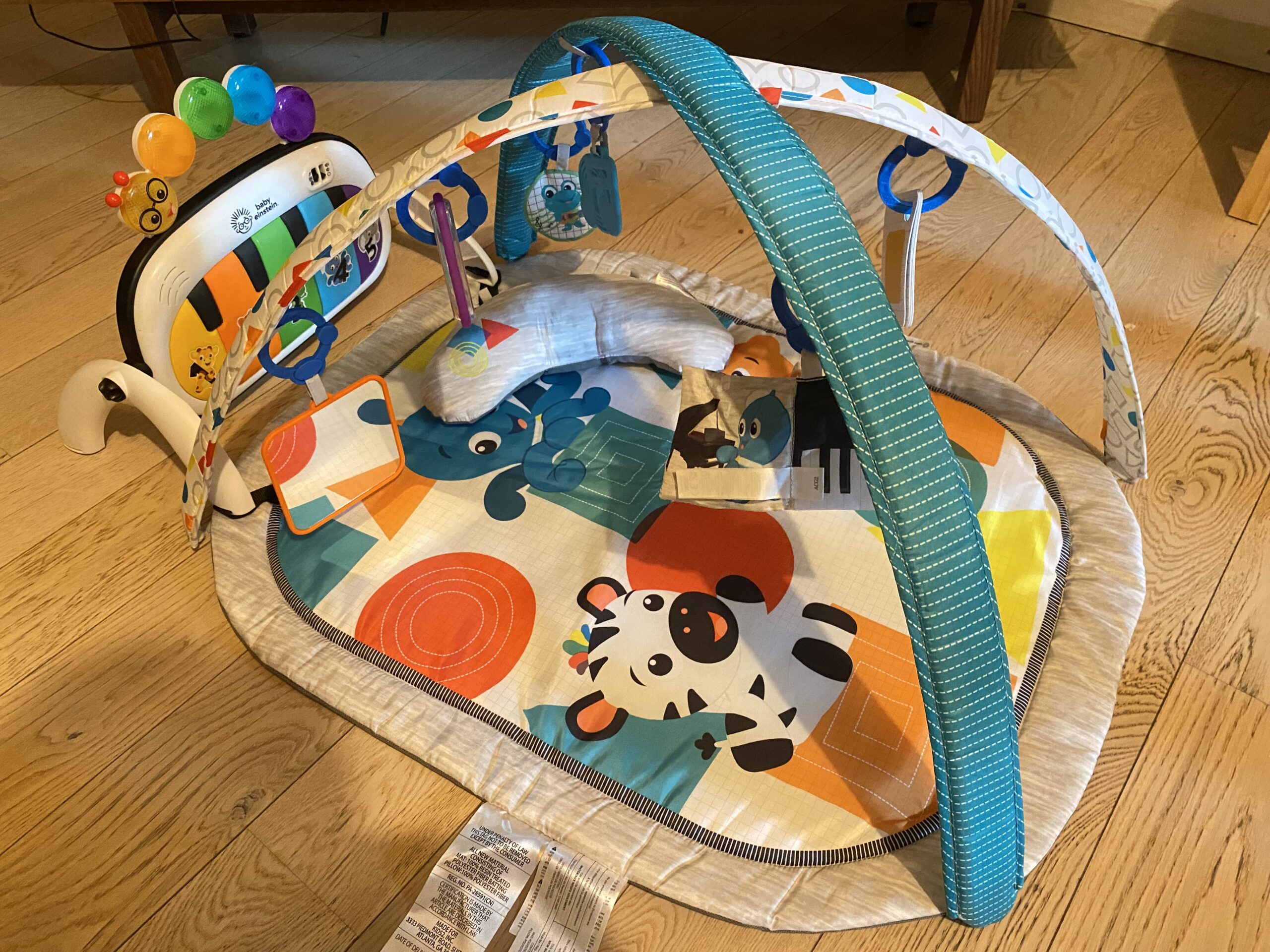 超オススメ！4ヵ国語の音声付き！？「Baby Einstein（ベイビーアインシュタイン）」のプレイマットレビュー！ 旅時々ワイン