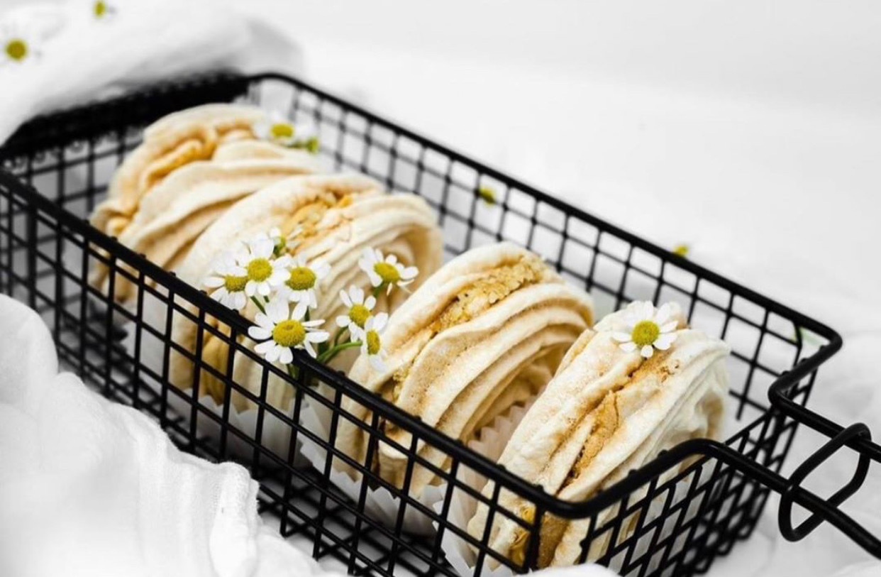 Karinas Cake House Glendale Bakery Karinas Cake House Bakery Glendale Los Angeles Bakery