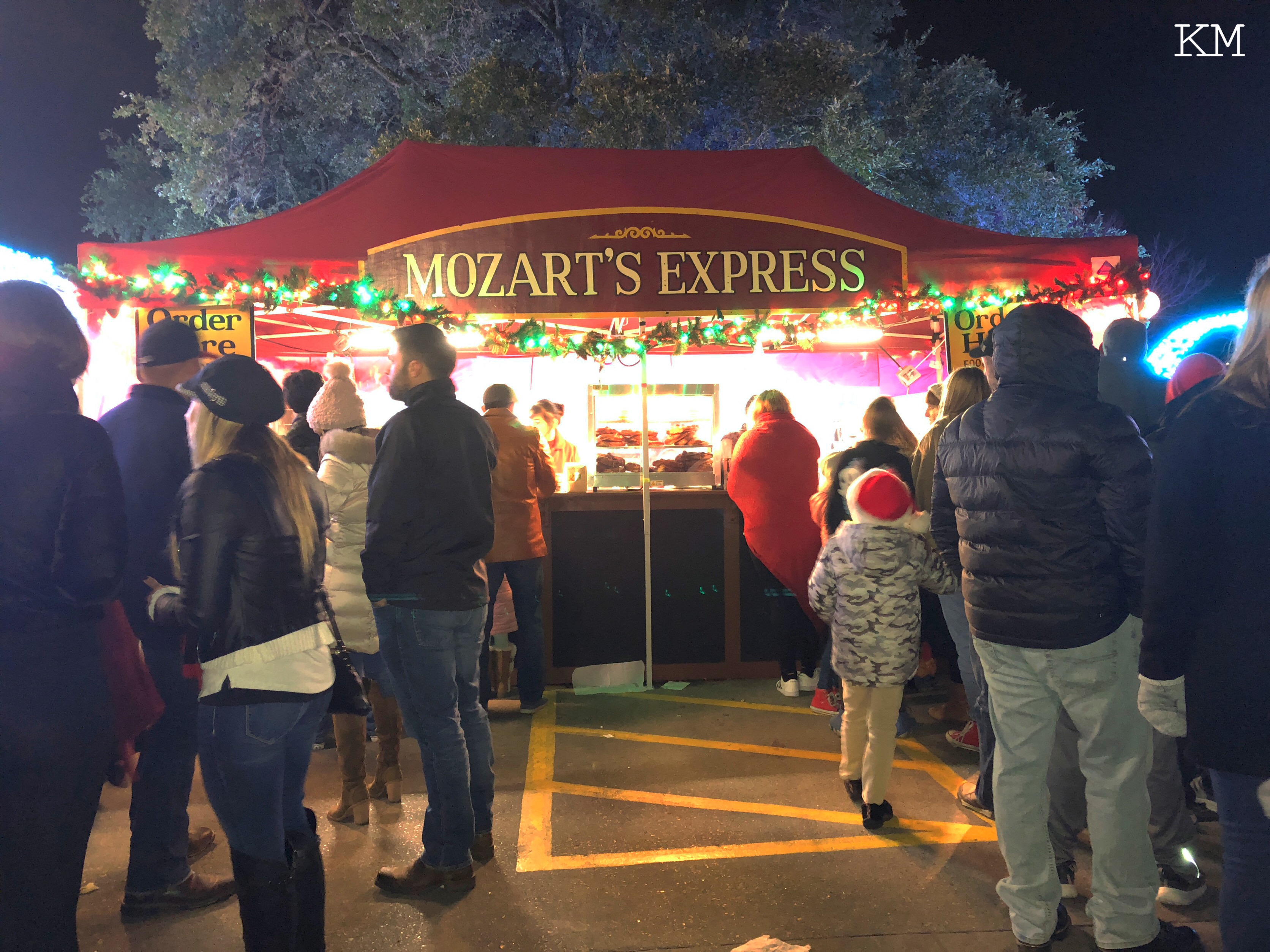 Mozart’s Christmas Light Show Karisma's Blog