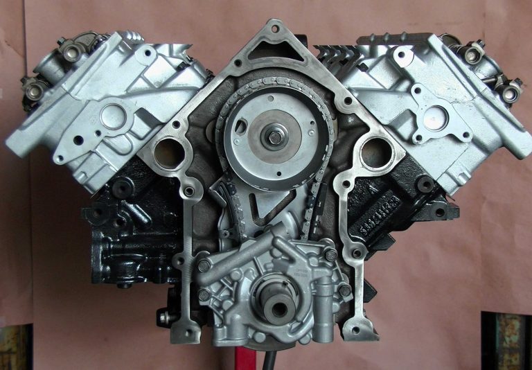 Rebuilt 20052008 Chrysler 300 Hemi 5.7L Longblock Engine « Kar King Auto