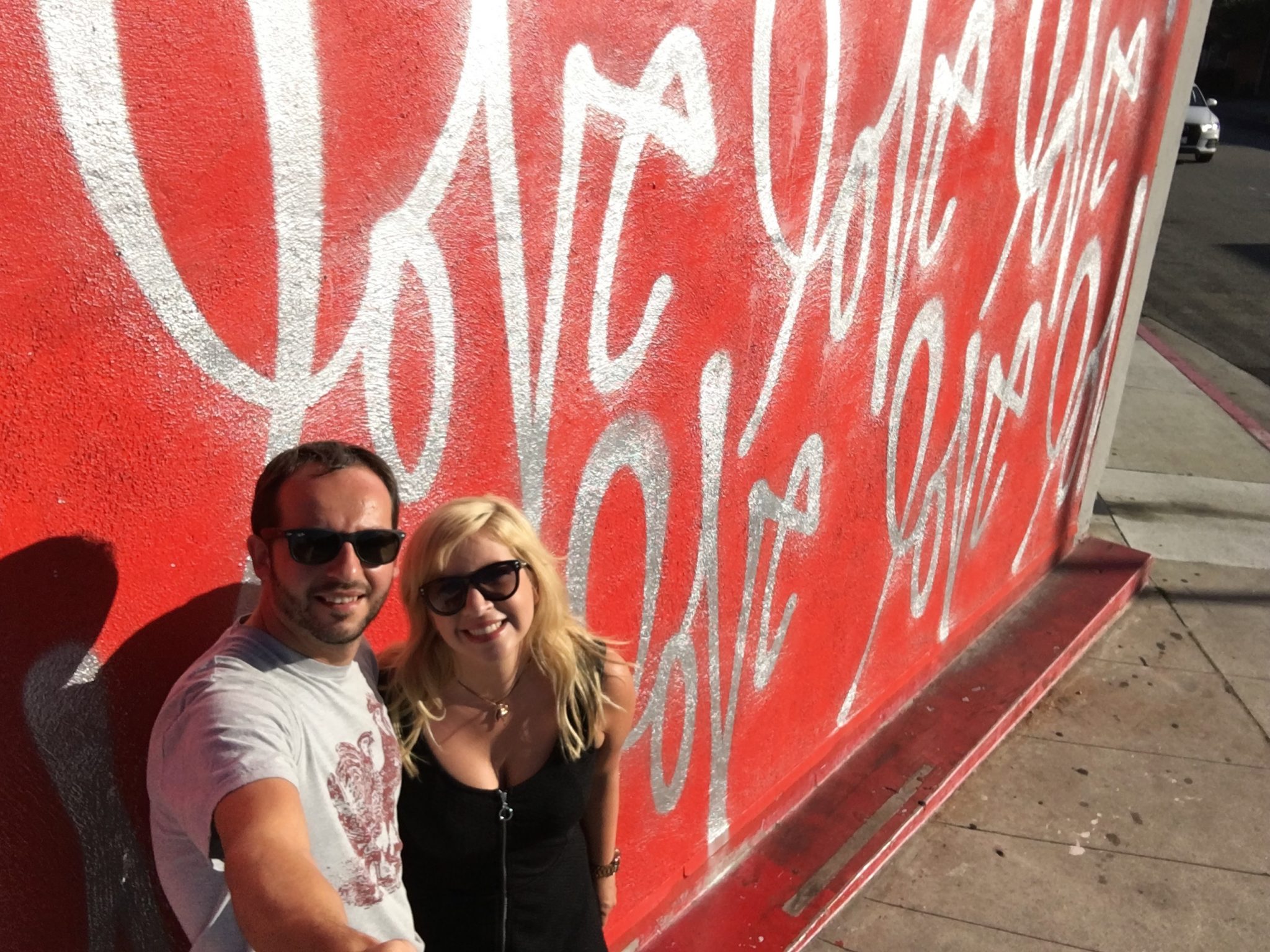 Love Wall Culver City Los Angeles · Karo adores...