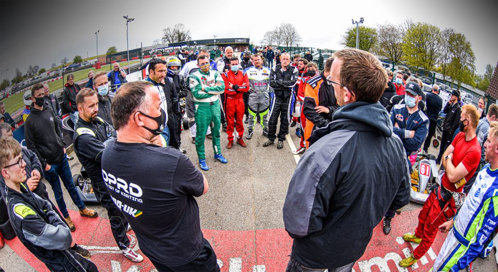 100UK SUPERPRIX DRIVER BRIEFING AND SIGN ON National Kart Cup
