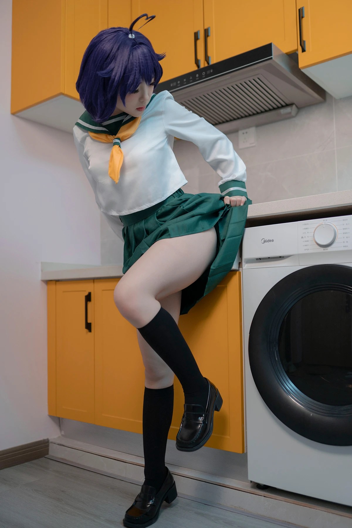 COS08Z048_18