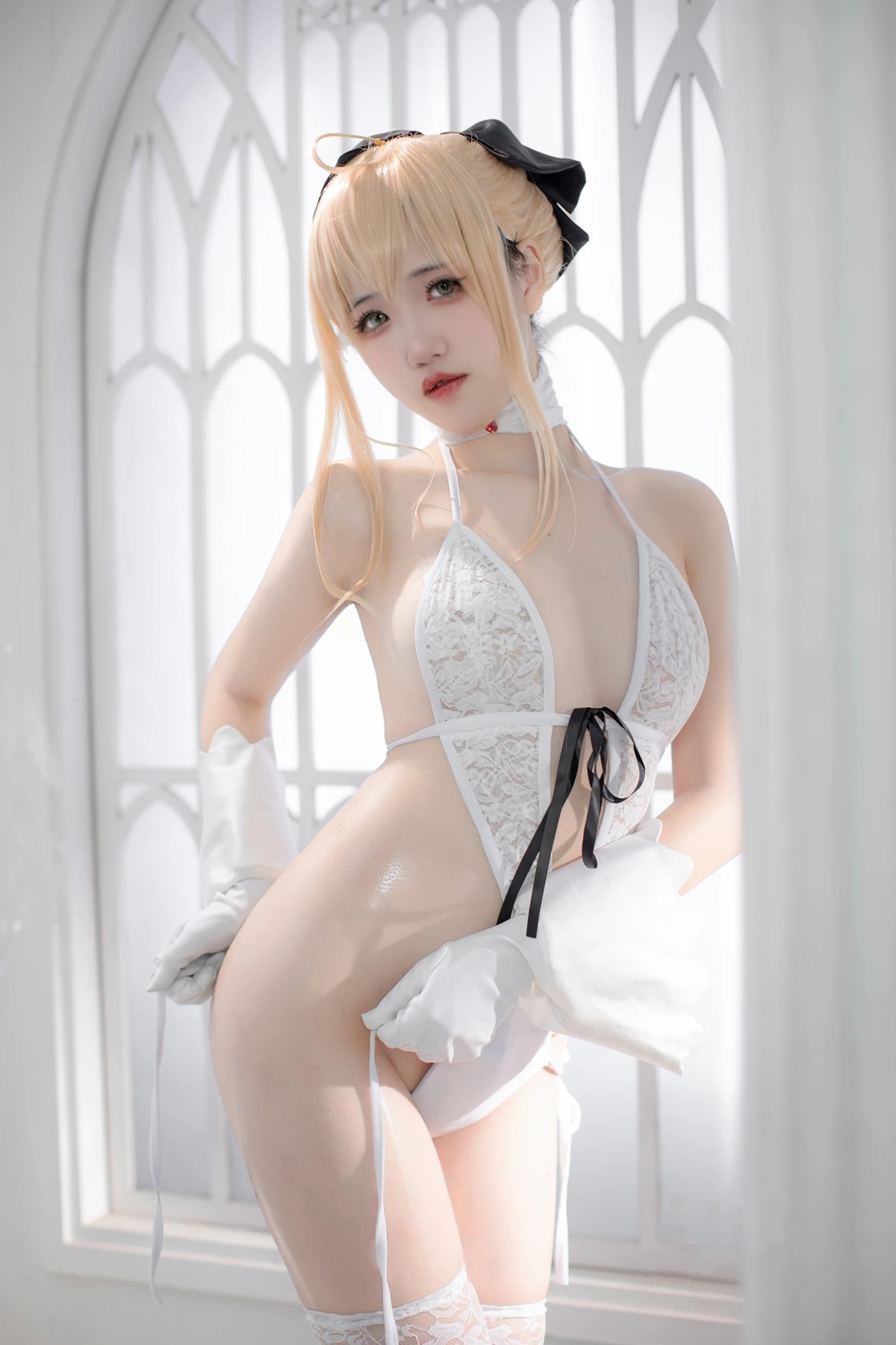 阿薰kaOri演绎FGO白Saber精美Cosplay作品