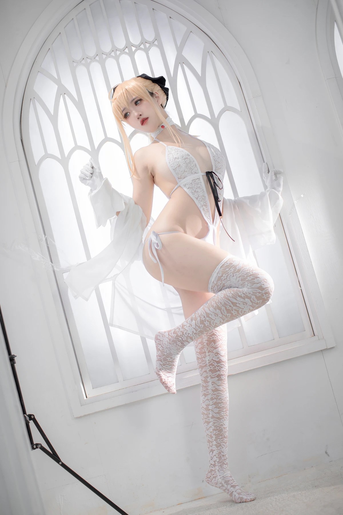 阿薰kaOri演绎FGO白Saber精美Cosplay作品
