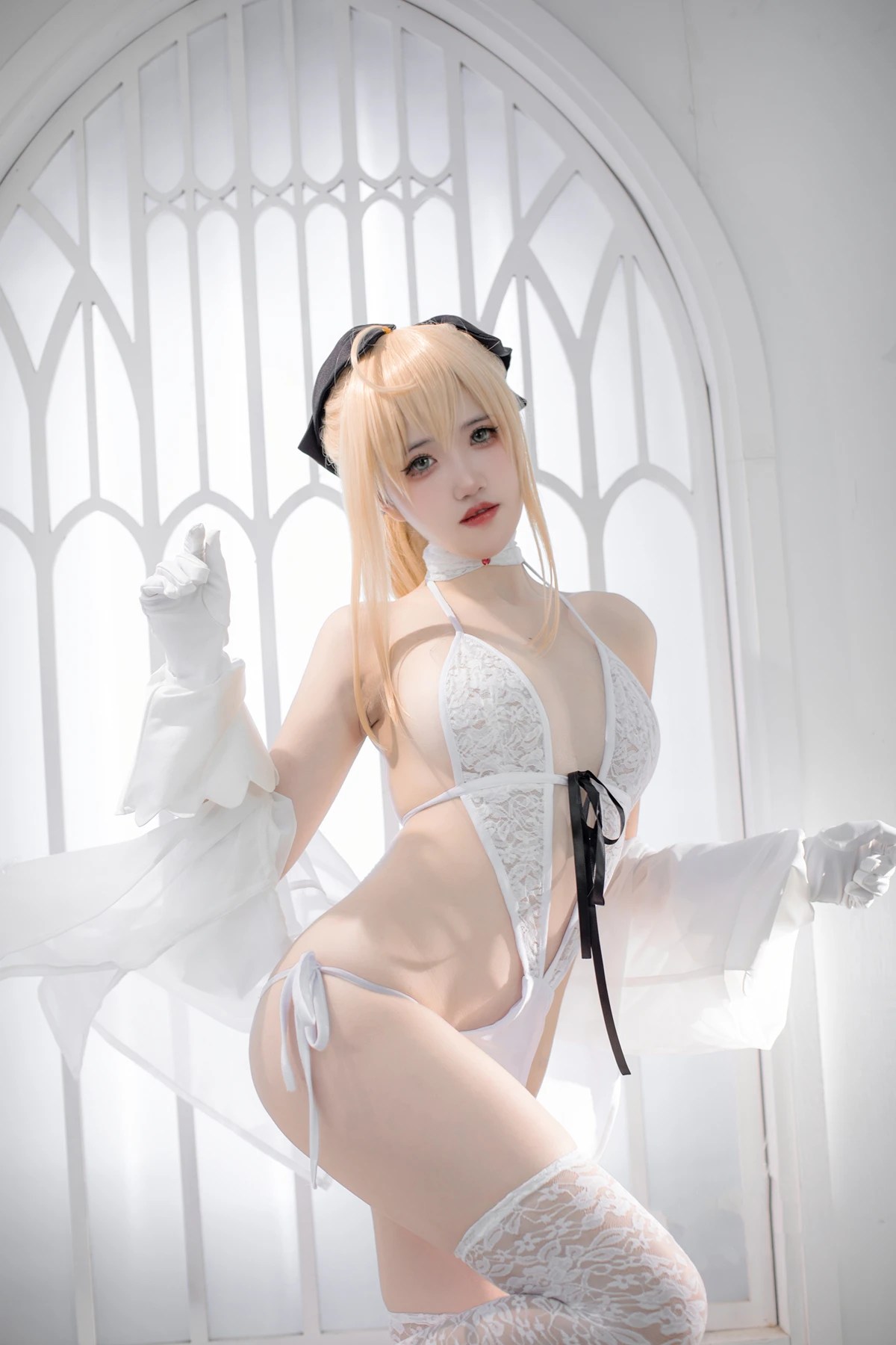 阿薰kaOri演绎FGO白Saber精美Cosplay作品