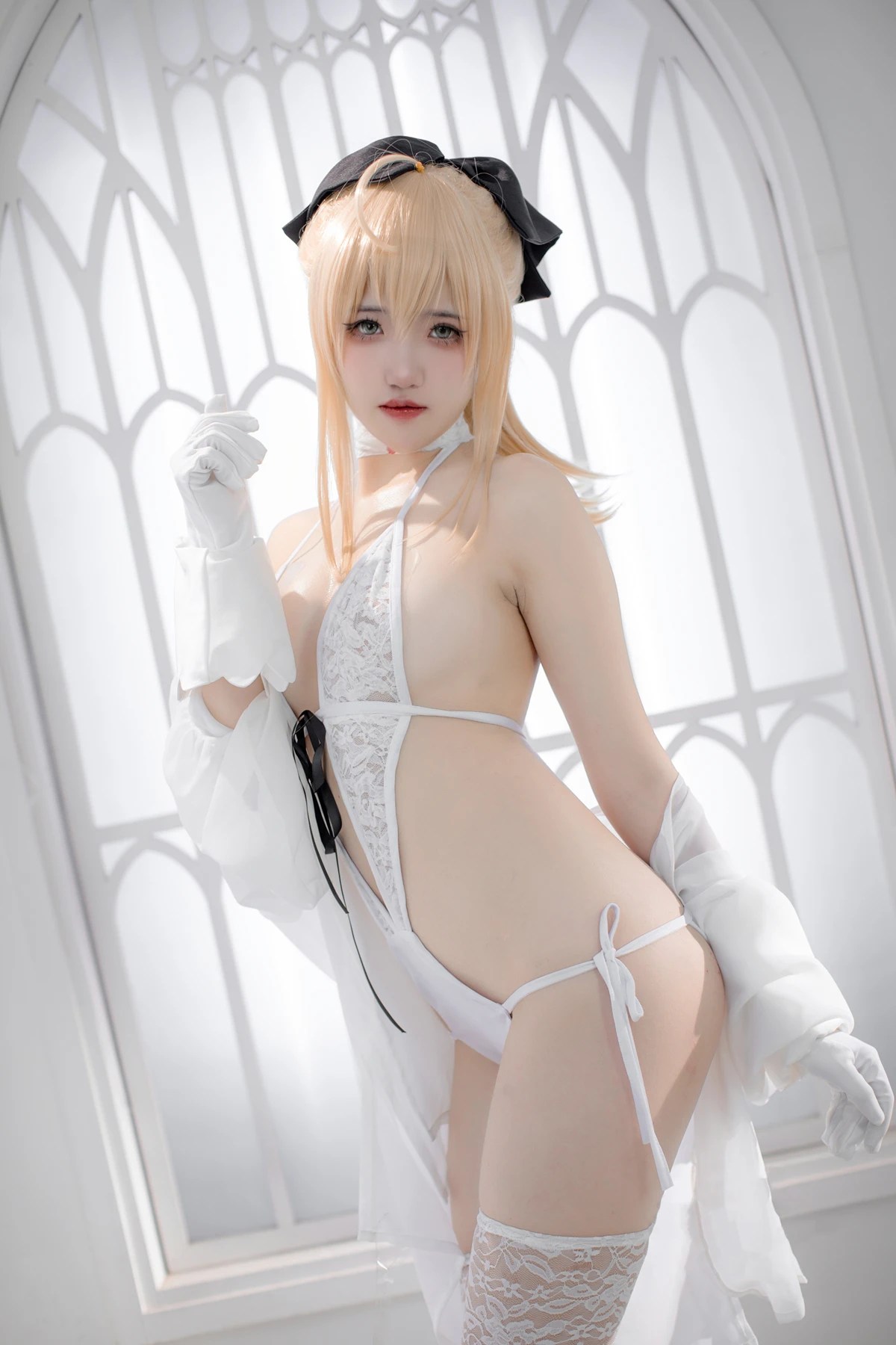阿薰kaOri演绎FGO白Saber精美Cosplay作品