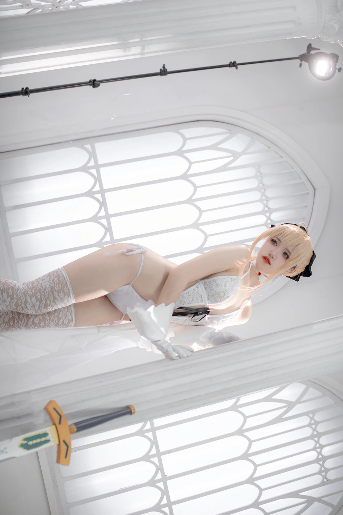 阿薰kaOri演绎FGO白Saber精美Cosplay作品