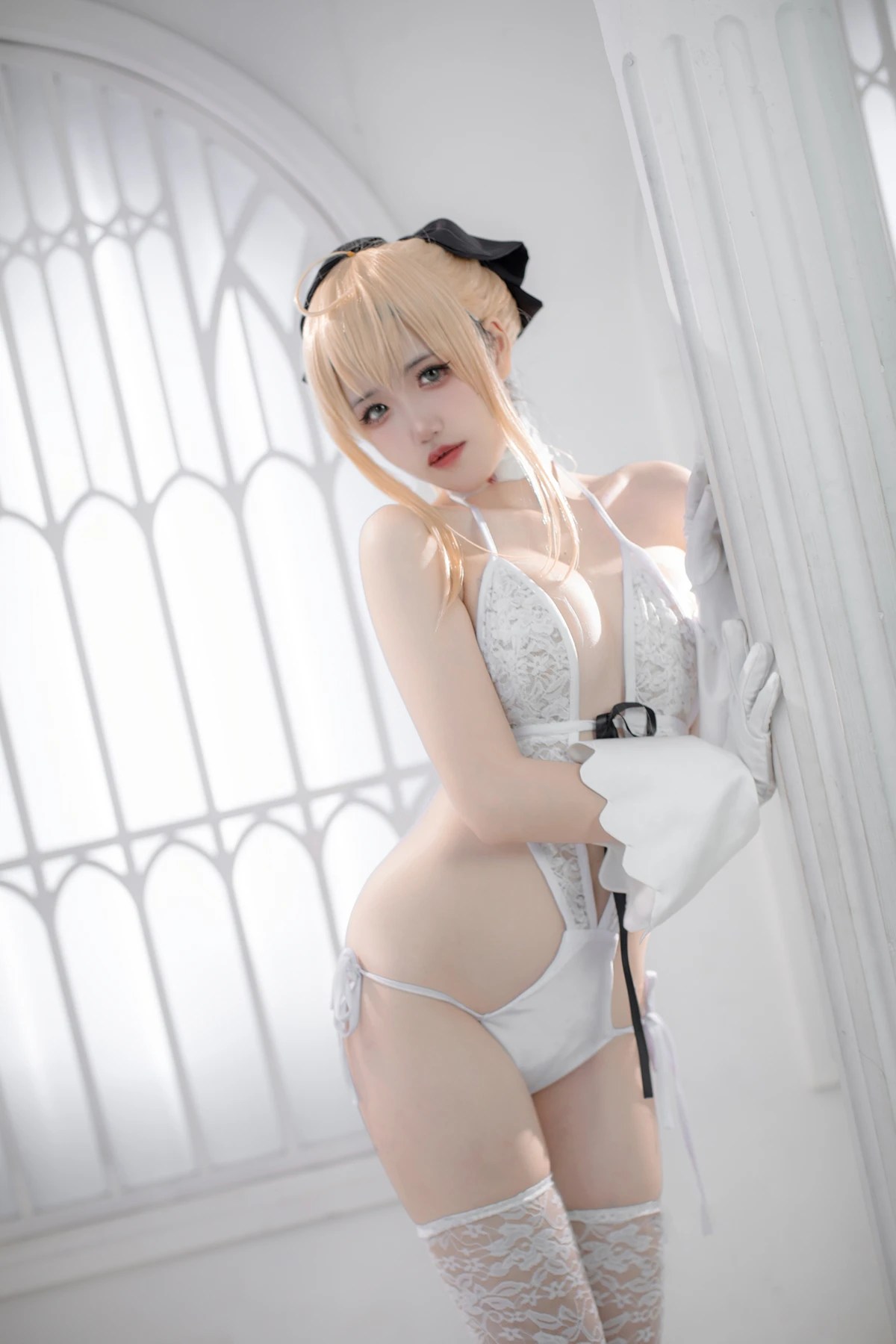 阿薰kaOri演绎FGO白Saber精美Cosplay作品