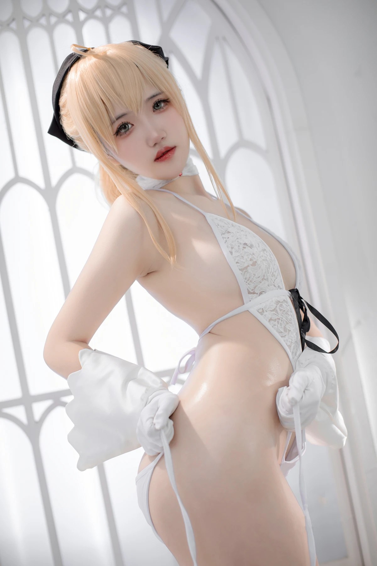 阿薰kaOri演绎FGO白Saber精美Cosplay作品