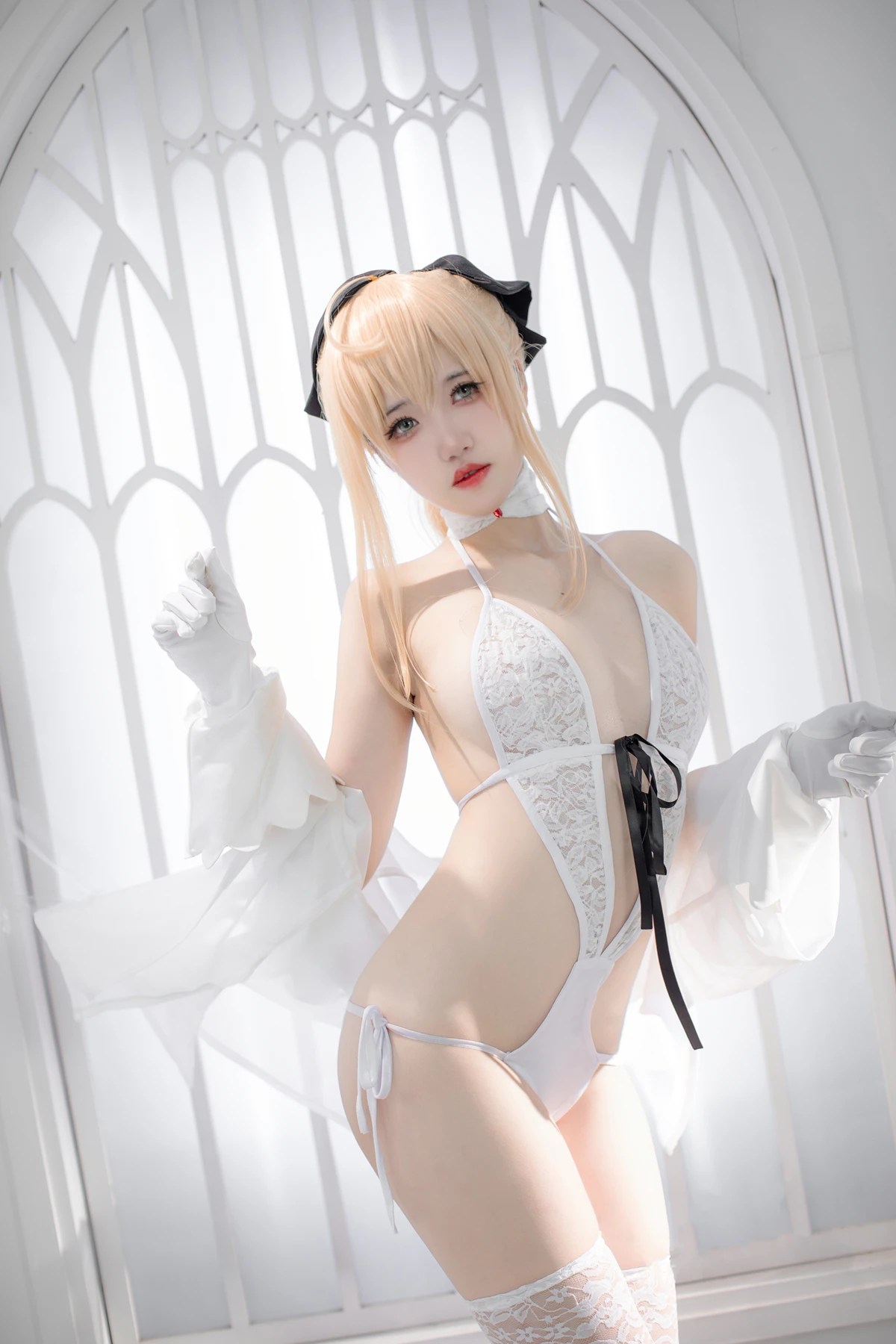 阿薰kaOri演绎FGO白Saber精美Cosplay作品